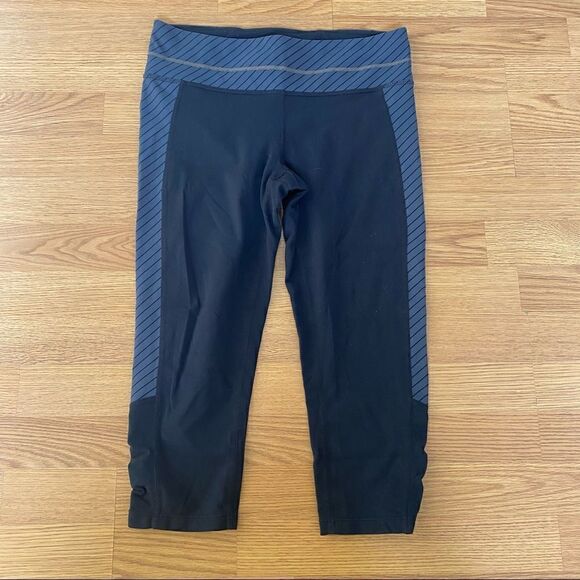Athleta Capris   - Picture 1 of 5